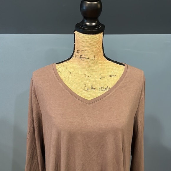 NWT JM Collection Vneck long sleeve shirt size XL women’s - Picture 2 of 10